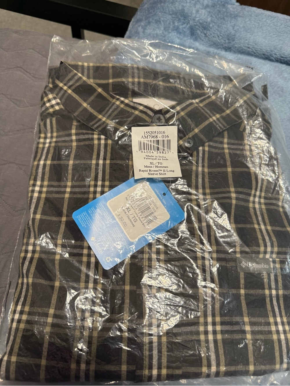 Columbia Men's Plaid Long-Sleeve Button-Up Shirt